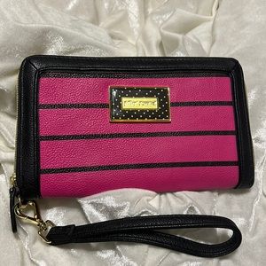 Betsey Johnson Clutch/Wristlet - NWOT